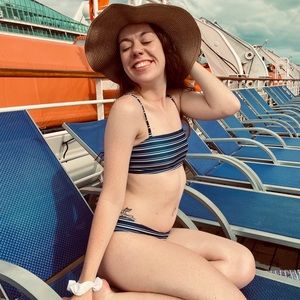 Meet your Posher, Samantha